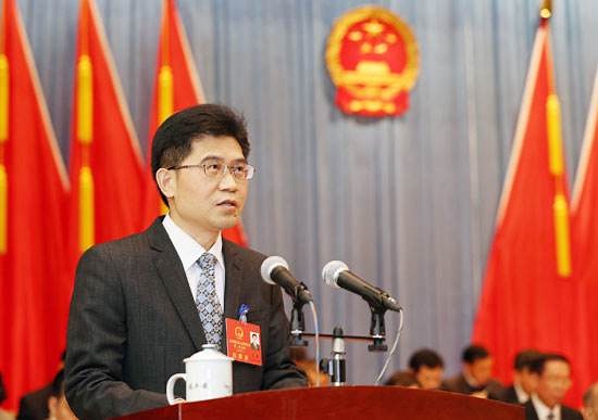云浮市長王勝召開常務(wù)會議，研究石材產(chǎn)業(yè)轉(zhuǎn)型升級