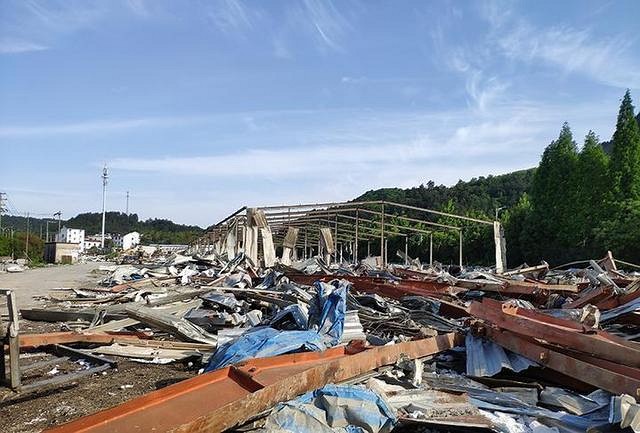 4月底已實施拆除 新昌縣舊石材市場已完成使命