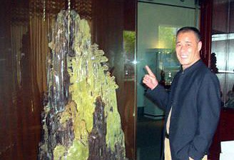 石雕創(chuàng)作要充滿激情——訪中國工藝美術大師牛克思