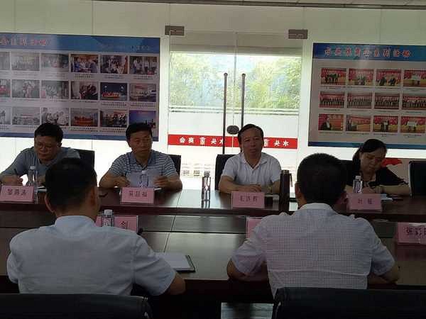 毛連輝組織小分隊赴福建開展石材產(chǎn)業(yè)招商