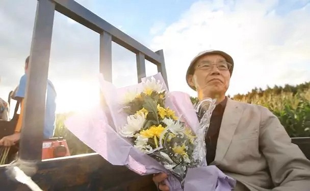 今天，我們還要講四個故事！