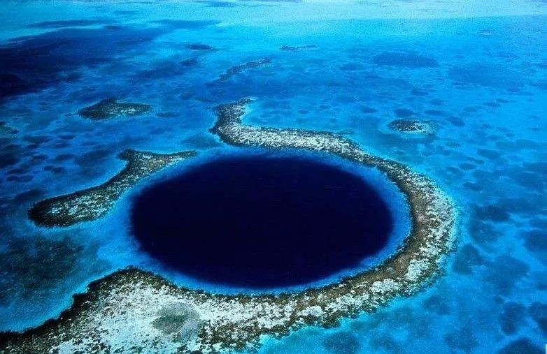 十五米水晶、百米石浪，自然界中的石頭真的讓人驚嘆！