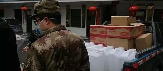 全鎮(zhèn)石材企業(yè)全部停工整頓，貸款、虧損情況下，面對(duì)疫情仍然慷慨解囊
