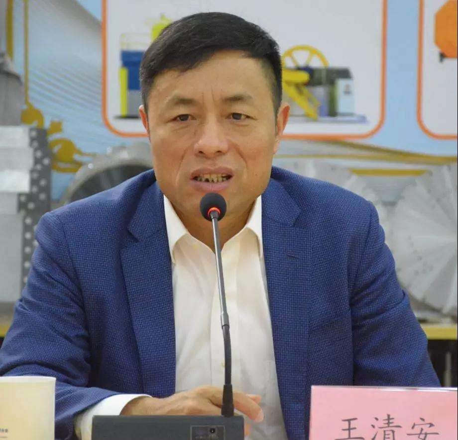 全國工商聯(lián)石材業(yè)商會(huì)會(huì)長王清安致全體會(huì)員企業(yè)的信