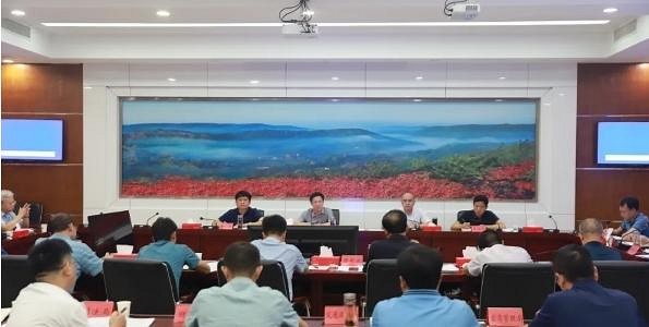 湖北省荊門市區(qū)委、區(qū)政府召開專題會(huì)，推進(jìn)建筑石料礦山綜合整治工作