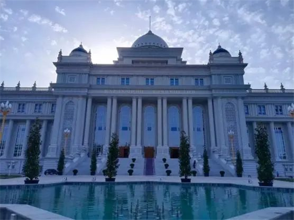 萊州石材在國際舞臺上展現(xiàn)“石”力擔當 順利承建塔吉克斯坦議會大樓項目