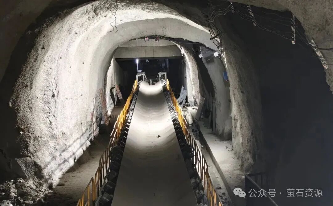 卡爾恰爾螢石礦井建工程迎關(guān)鍵節(jié)點 出礦目標(biāo)穩(wěn)步邁進