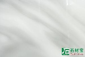 云霧白玉