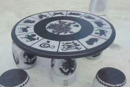 石桌椅