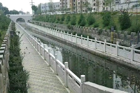 漢白玉石欄桿