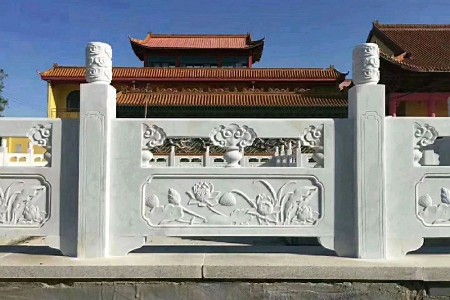 漢白玉石欄桿