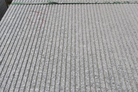芝麻白機(jī)刨石