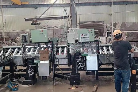 雙刀主軸箱加重帶翻板架路沿石倒角機(jī) (2)