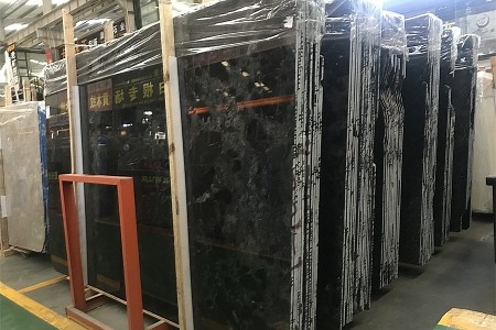 曼德拉黑大板