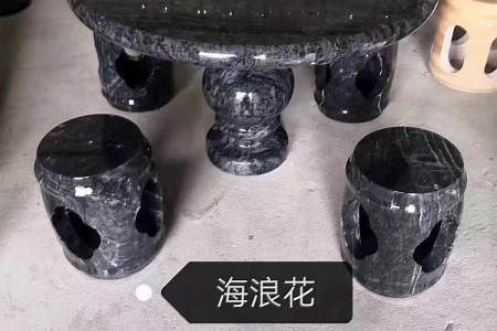 石桌