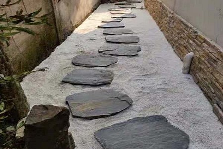 不規(guī)則踏步石