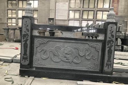 石欄桿