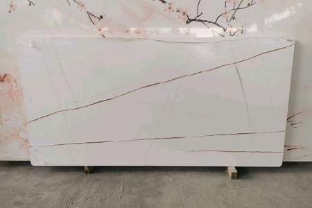 勞倫白金餐臺(tái)