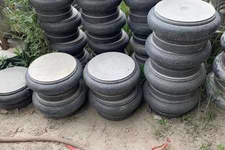 柱座