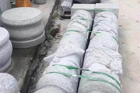 龍紋柱