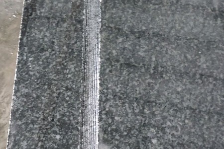 鐘山青(廣西芝麻黑)光面拉槽