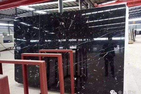 金烏墨玉