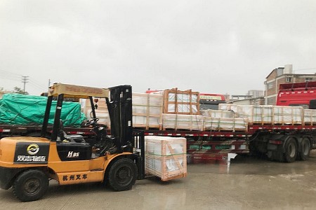 雙志水頭店晚班裝車現(xiàn)場