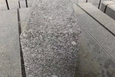 路沿石