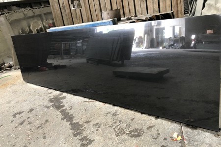 蒙古黑光面