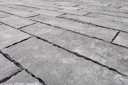 青石板