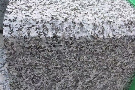 路沿石