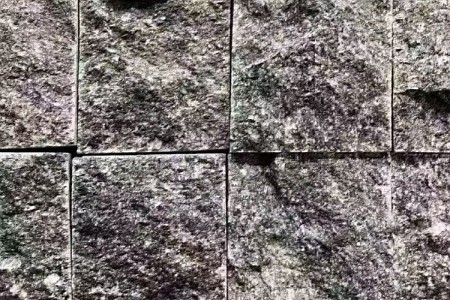 廣西芝麻黑自然面小方塊