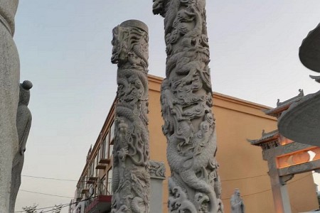 龍紋柱