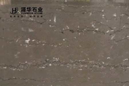 博洛尼亞灰