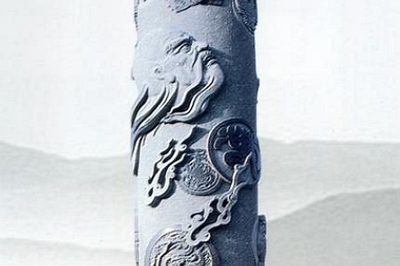 龍柱
