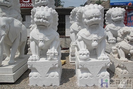漢白玉獅子