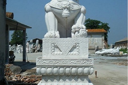 漢白玉獅子