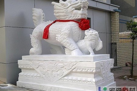 漢白玉麒麟