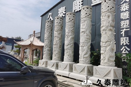 龍紋柱