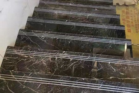 樓梯踏步