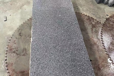 新礦芝麻黑