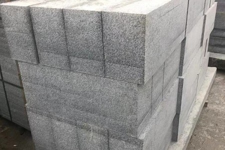 路沿石