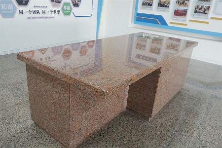 石桌