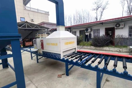 環(huán)保型噴砂機