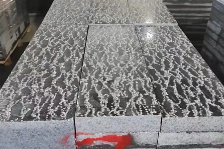 中旗黑菠蘿面