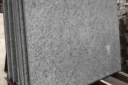 加納白