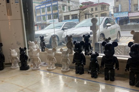 暴力熊擺件