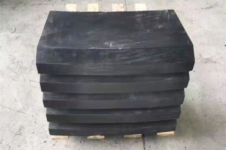 路沿石