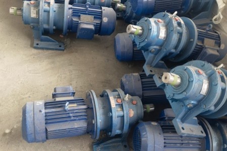 噴砂機(jī)減速電機(jī)