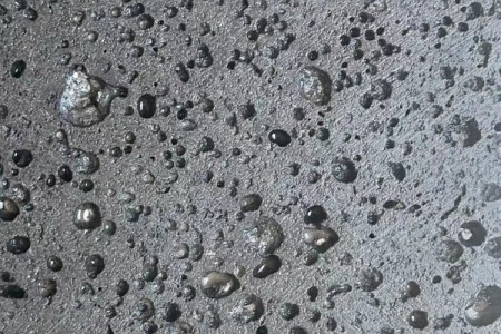 黑洞石（火山巖）